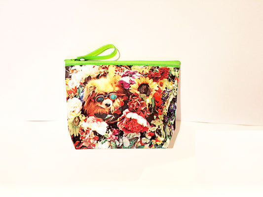 Scoop Flower Pompom Pouch with Green Zipper