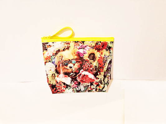 Scoop Flower Pompom Pouch with Yellow Zipper