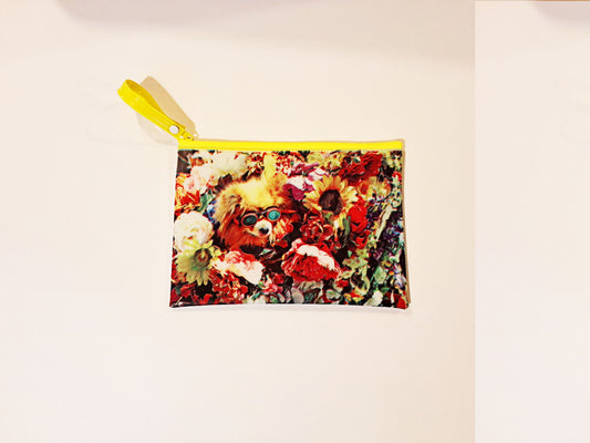 Scoop Flower Pompom Flat Coscase with Yellow Zipper